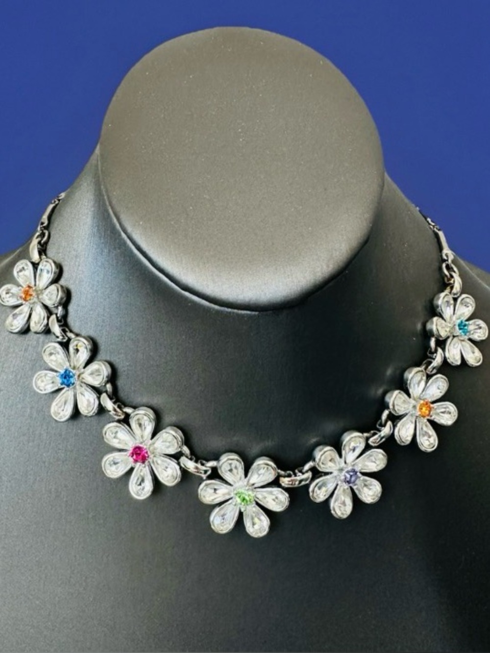 Vintage 60’s Rhinestone Daisy Link Choker Necklace Multicolored Silver Tone 16”